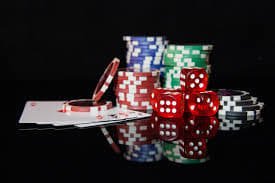 Live Dealer Baccarat Roulette တိုက်ရိုက်ကင်မရာမှ ကာစီနိုဂိမ်းကစားနေမှု